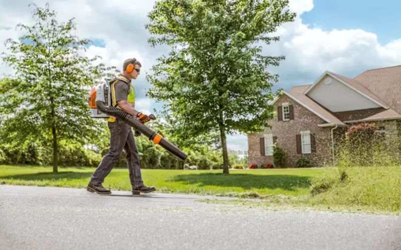 may-thoi-la-stihl-br-700-4