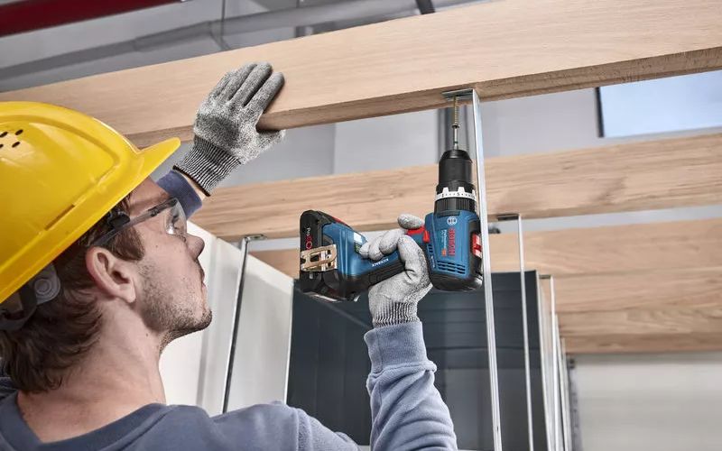 Máy khoan động lực dùng pin 18V Bosch GSB 18V-65