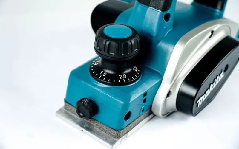 Máy bào Makita KP0800X