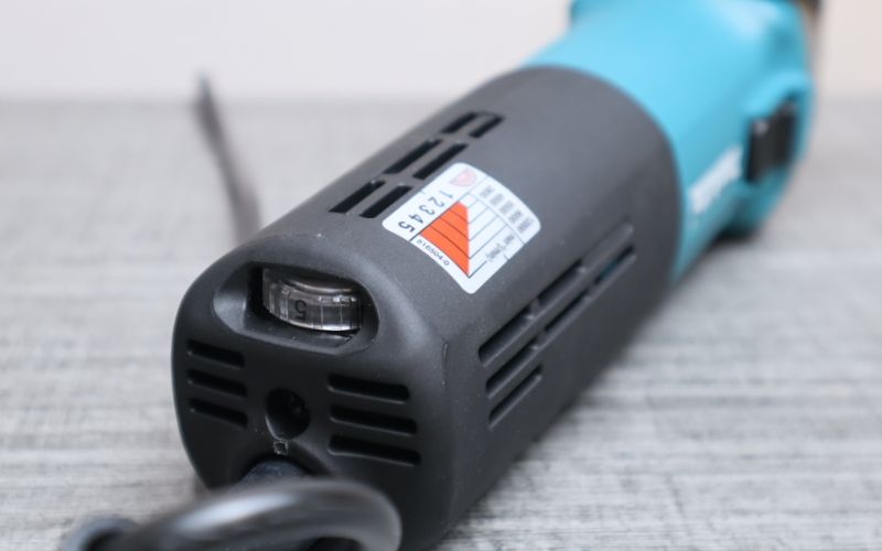 Máy mài góc Makita 9565CVR