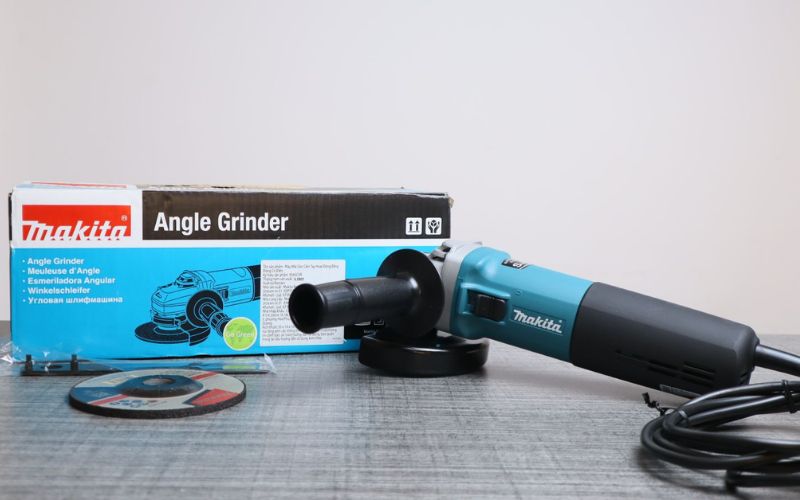Máy mài góc Makita 9565CVR