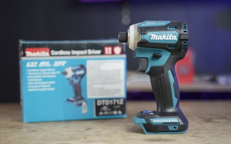 Máy vặn vít dùng pin Makita DTD171Z