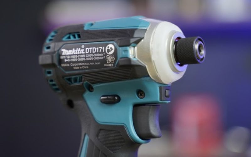 Máy vặn vít dùng pin Makita DTD171Z