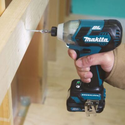 may-van-vit-dung-pin-makita-td111dz-12v-5