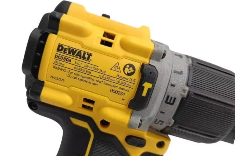 Máy khoan búa không chổi than 20V Dewalt DCD806N-B1