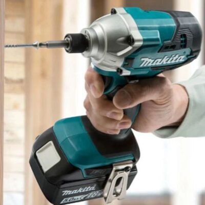 Máy vặn vít dùng pin Makita DTD156Z