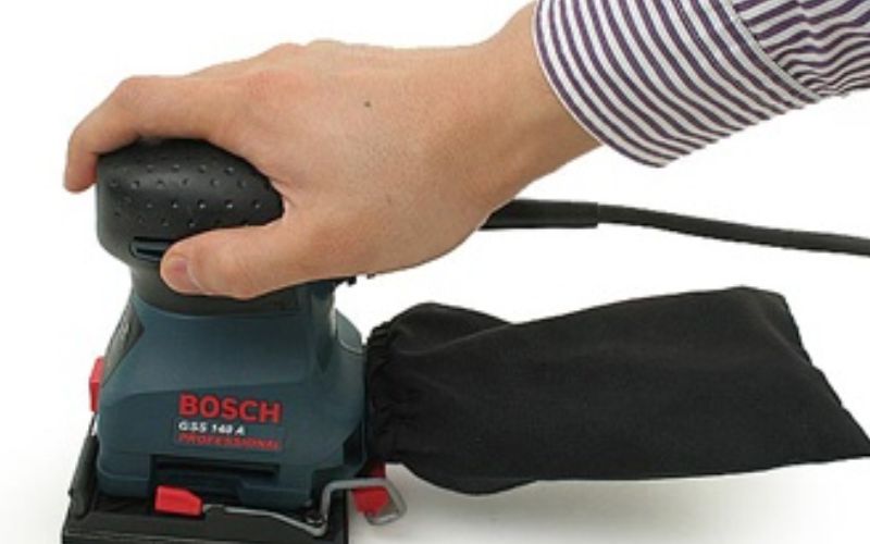 Máy chà nhám vuông Bosch GSS 140 A