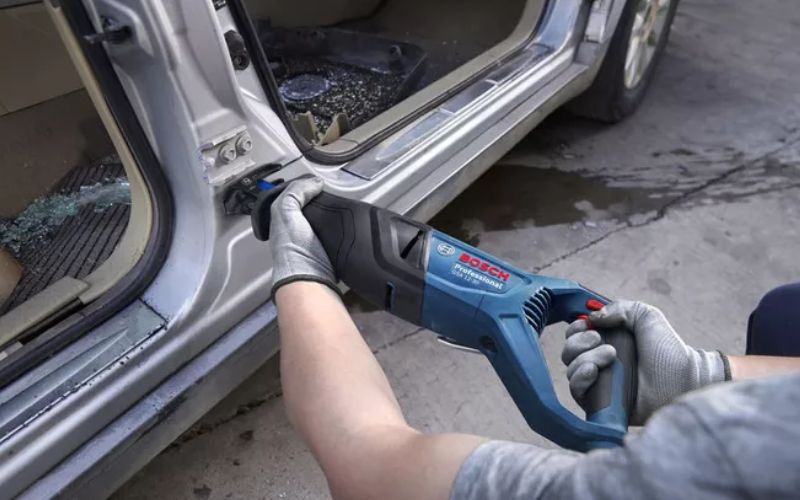 Máy cưa kiếm Bosch GSA 12-30