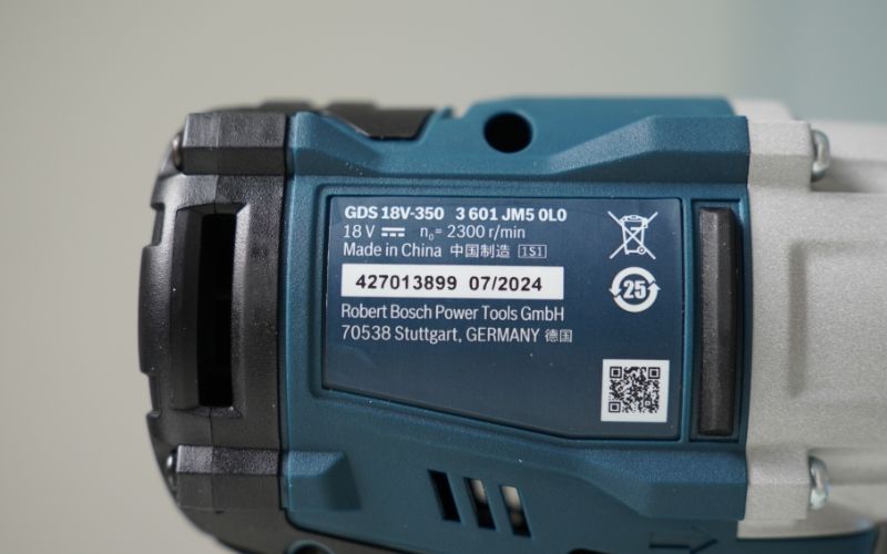 Máy siết bu lông dùng pin 18V Bosch GDS 18V-350