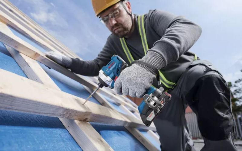 Máy vặn vít dùng pin 18V Bosch GDR 18V-215 