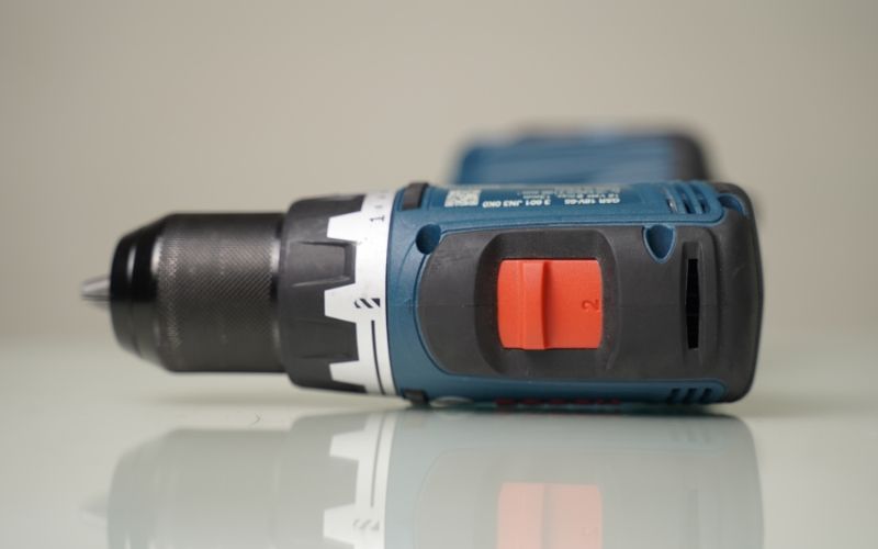 Máy khoan vặn vít dùng pin 18V Bosch GSR 18V-65 (2 Pin 2.0Ah & Sạc)