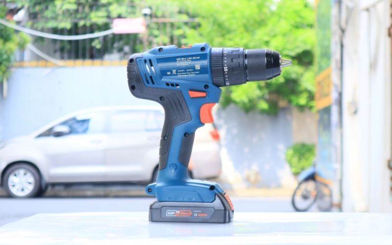 Máy khoan động lực dùng pin 18V Bosch GSB 183-LI