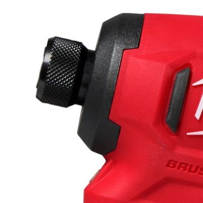 may-bat-vit-dong-luc-milwaukee-m12-blidrc-3