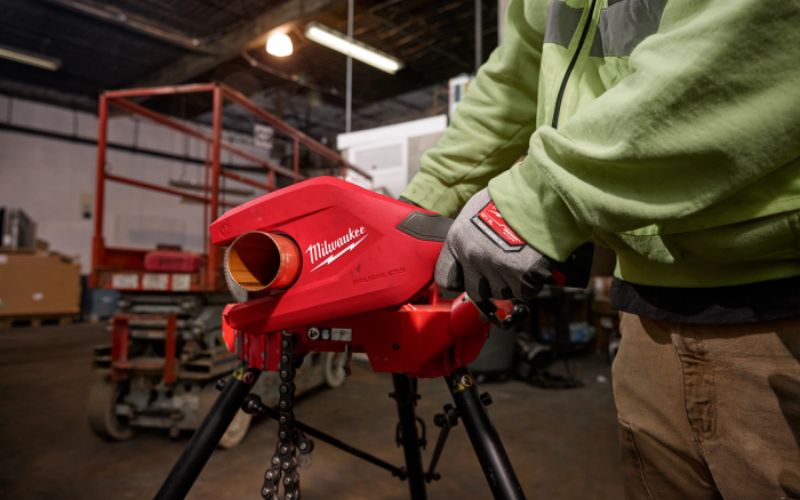 Máy cắt ống đồng Milwaukee M12 CTC2-0