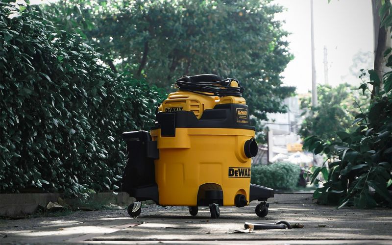 Máy hút bụi 4 chức năng chuyển đổi thành máy thổi cầm tay Dewalt DXV234P