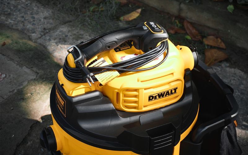 Máy hút bụi 4 chức năng chuyển đổi thành máy thổi cầm tay Dewalt DXV234P