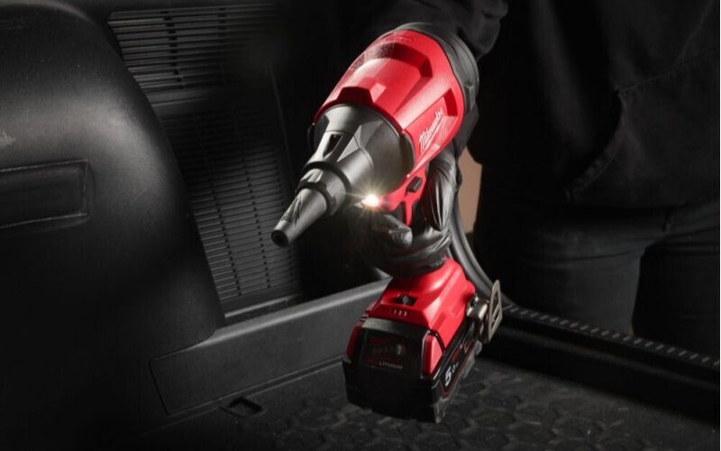 Máy thổi dùng pin Milwaukee M18 BLHSB