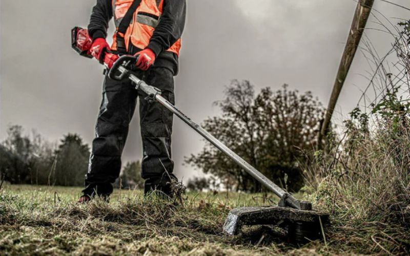 Phụ kiện cắt cỏ Milwaukee M18 FOPH-LTA