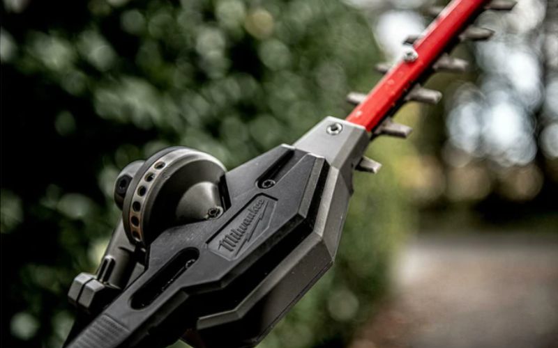 Phụ kiện tỉa hàng rào Milwaukee M18 FOPH-HTA