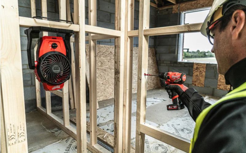 Quạt chạy pin Milwaukee M12 AF
