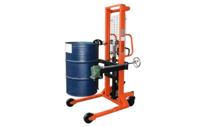 Xe nâng quay đổ phuy 350kg Ssangyong