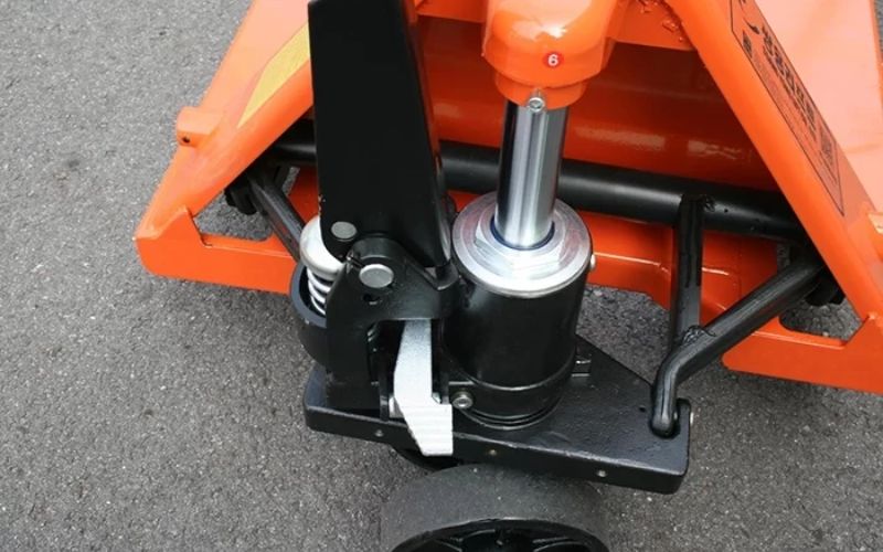 Xe nâng tay 2.5 tấn càng 1m8 Ssangyong