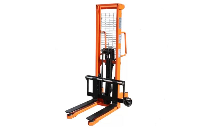 Xe nâng tay cao 2 tấn Ssangyong