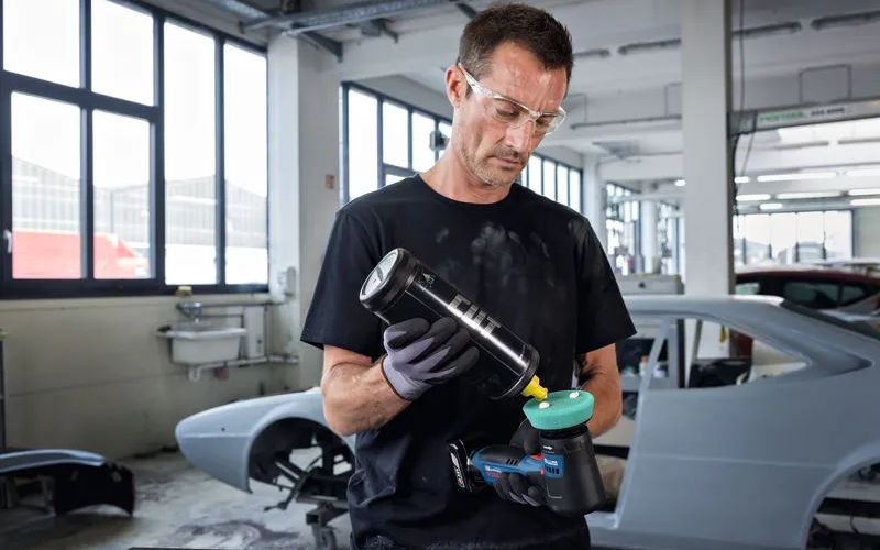 may-danh-bong-dung-pin-bosch-gpo-12v-77-2