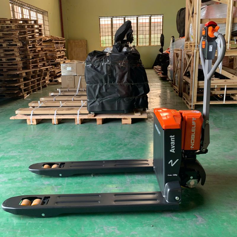 xe-nang-tay-dien-noblelift