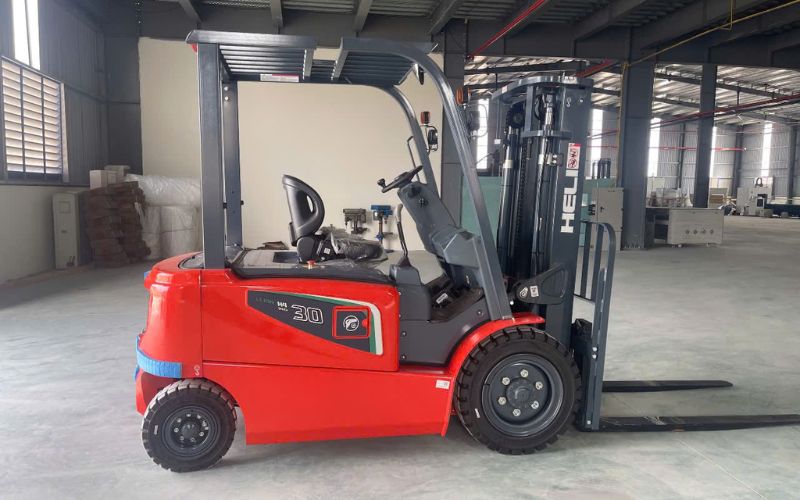 Xe nâng điện ngồi lái-2