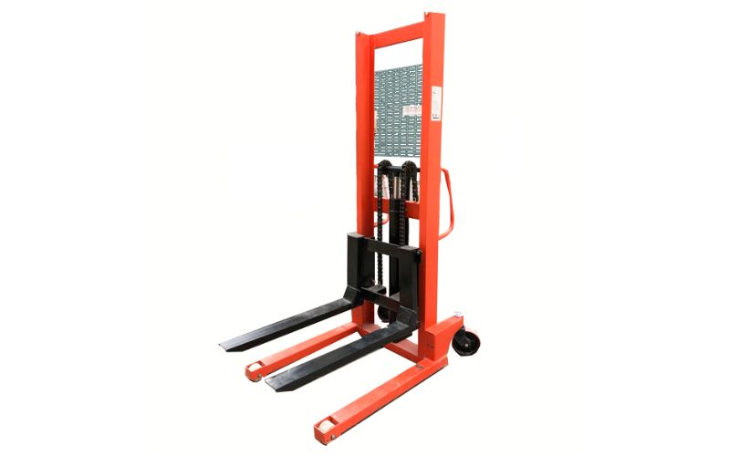Xe nâng tay cao-1
