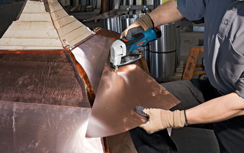 máy cắt kim loại pin-2